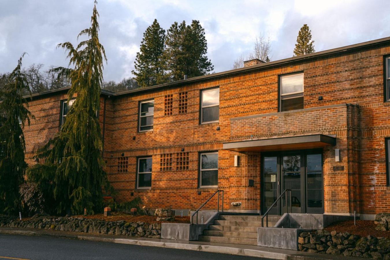 Inn Of The White Salmon Exterior photo